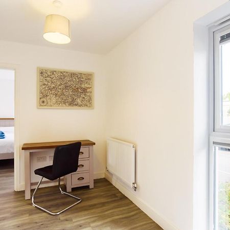 Raphael Retreat Appartement Newport  Buitenkant foto