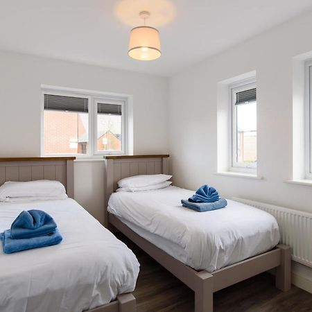 Raphael Retreat Appartement Newport  Buitenkant foto